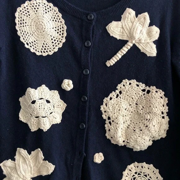 Karen Nicol crochet applique cardigan - Picture 3 of 8